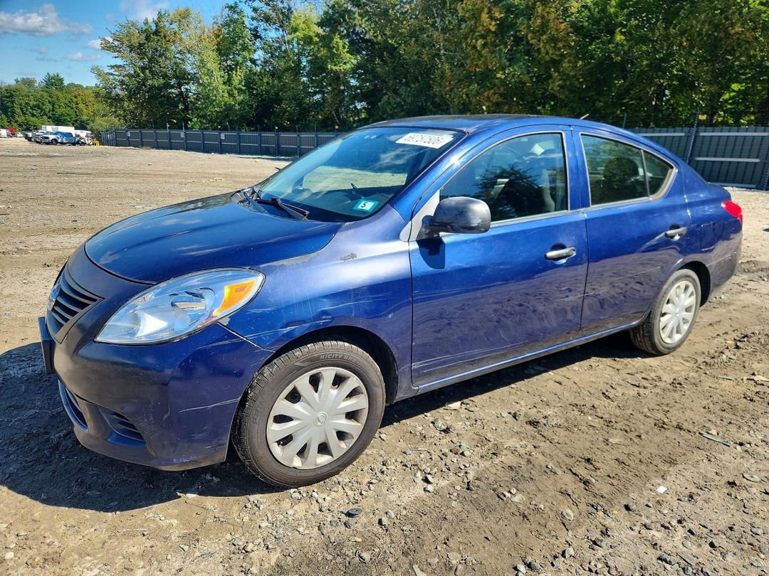 Vista de 2012 NISSAN VERSA 1.6 S, ángulo 1