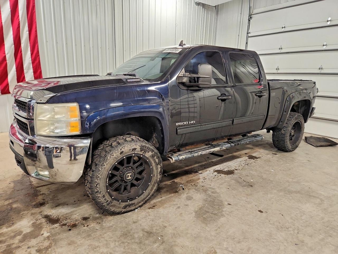 Vista de 2010 CHEVROLET SILVERADO K2500 HEAVY DUTY LTZ, ángulo 1