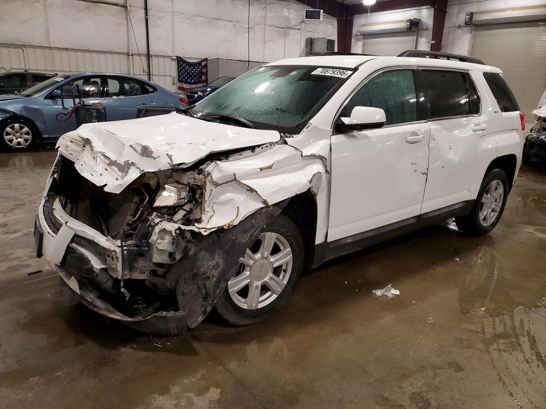 منظر 2014 GMC TERRAIN SLT، زاوية 1
