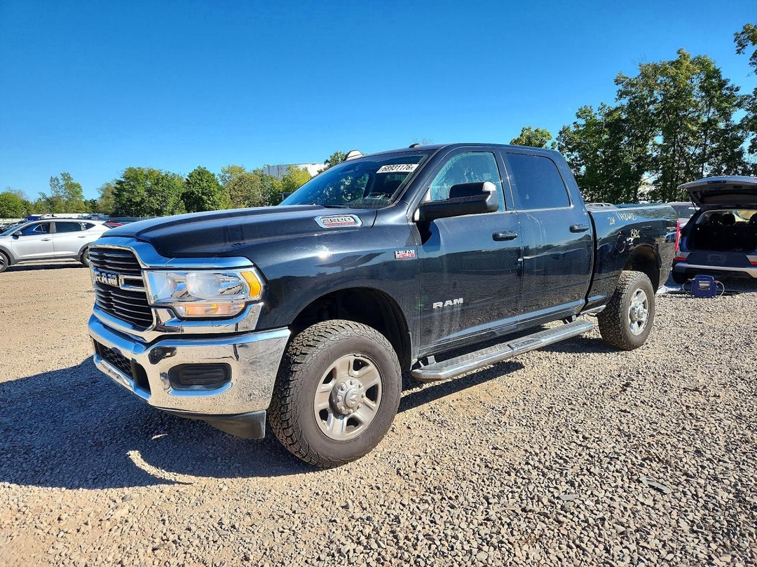 منظر 2021 RAM 2500 BIG HORN، زاوية 1