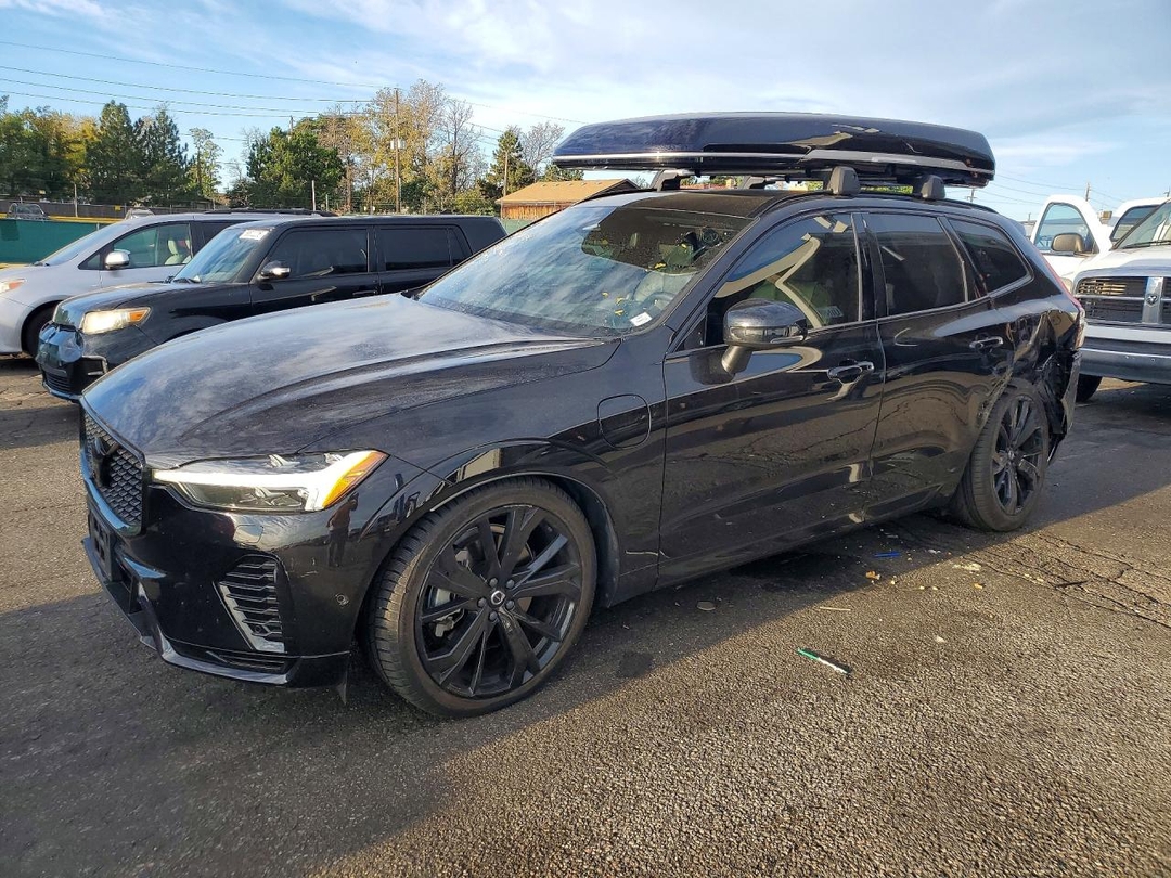 منظر 2024 VOLVO XC60 ULTIMATE، زاوية 1