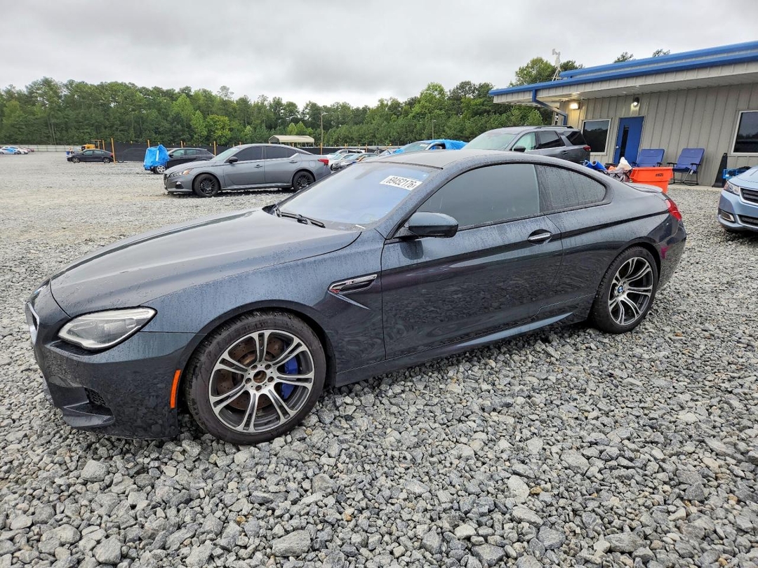 منظر 2017 BMW M6، زاوية 1