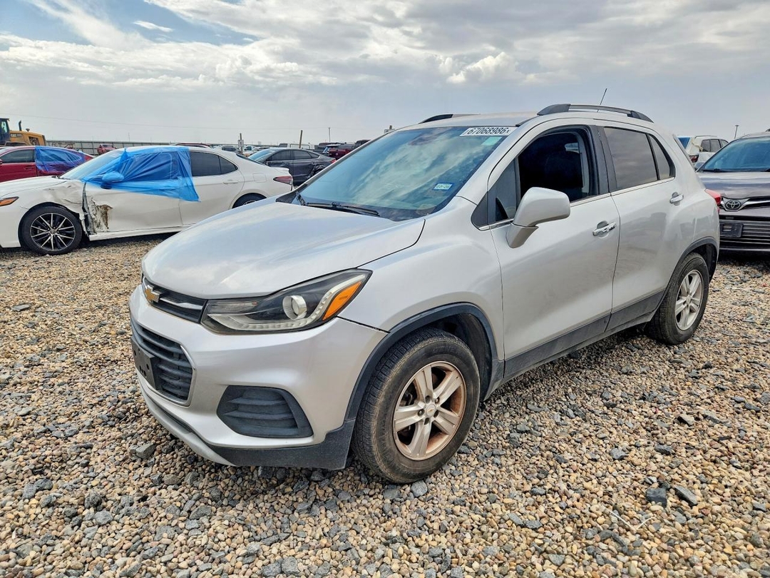 Вид 2019 CHEVROLET TRAX 1LT, угол 1