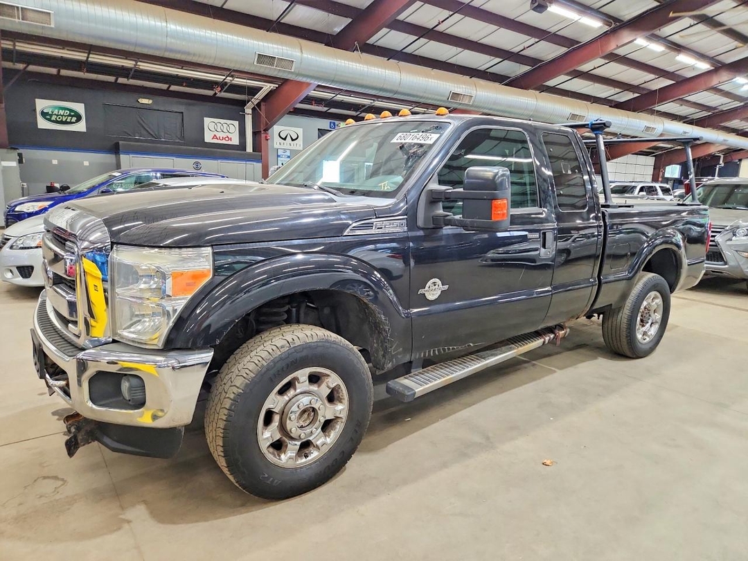 Вид 2013 FORD F250 SUPER DUTY, угол 1