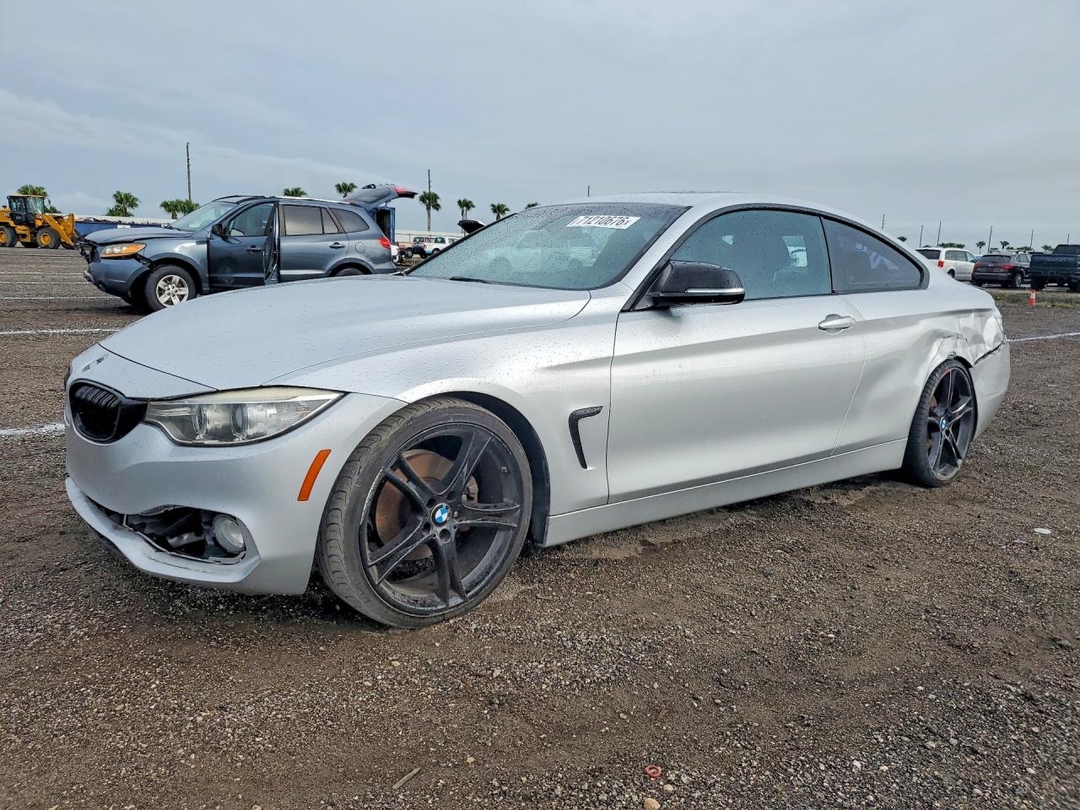 Vista de 2014 BMW 428 I, ángulo 1