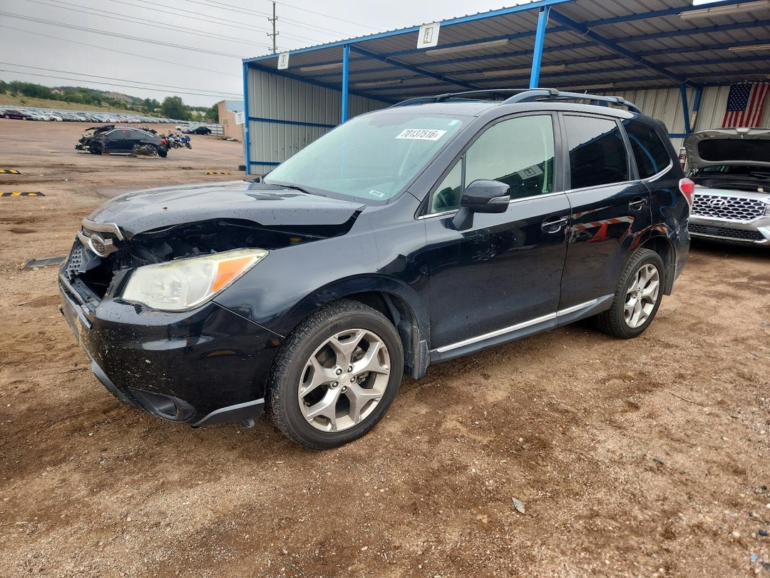 Vue de 2015 SUBARU FORESTER 2.5I TOURING, angle 1