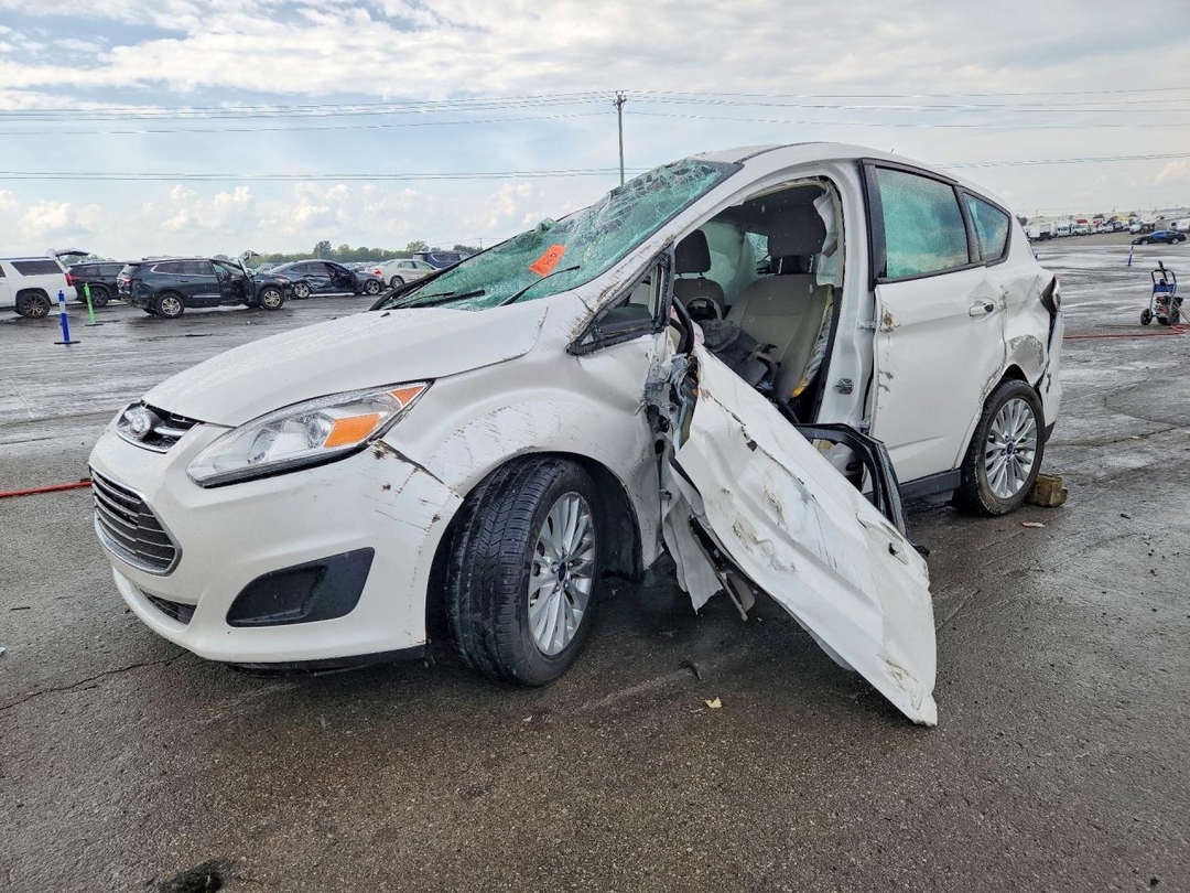 Вид 2017 FORD C-MAX SE, угол 1