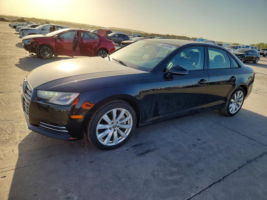 Vista de 2017 AUDI A4 PREMIUM, ángulo 1