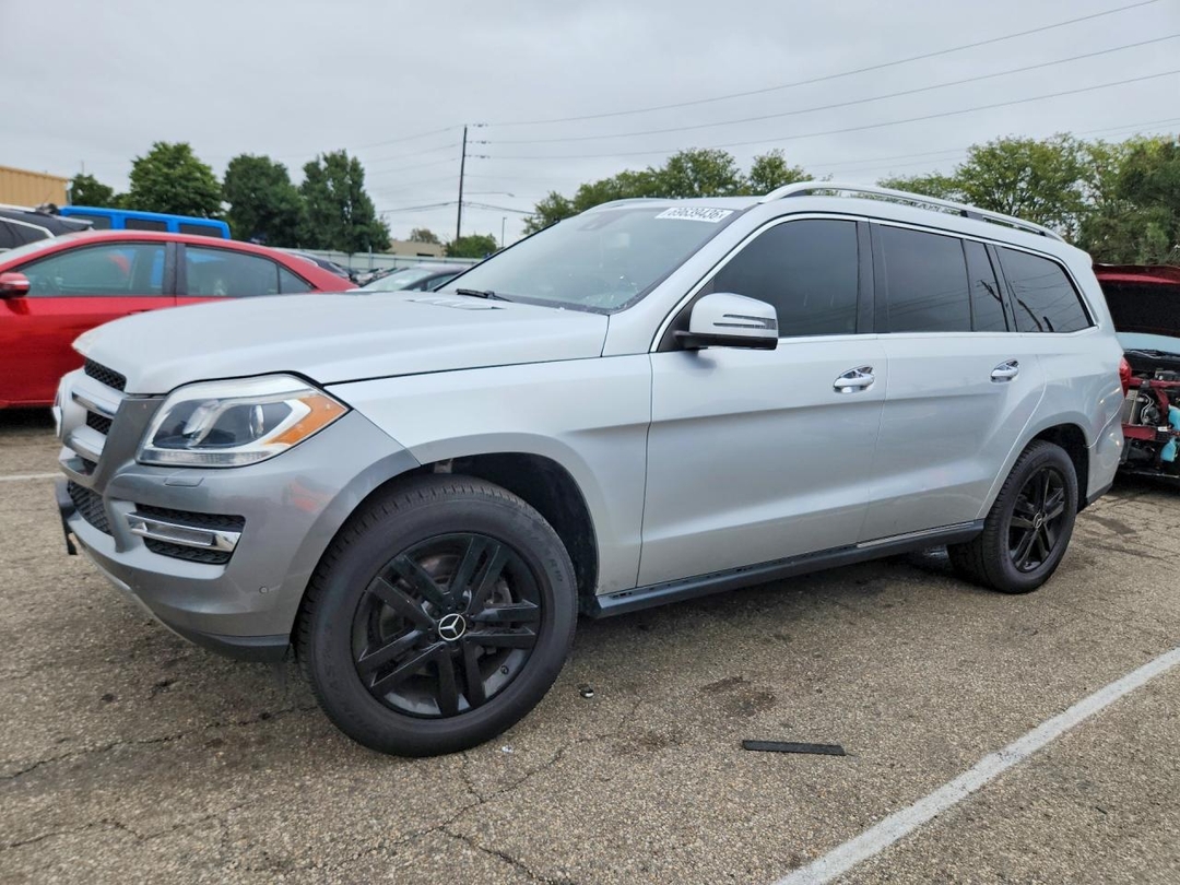 Вид 2016 MERCEDES-BENZ GL 450 4MATIC, угол 1