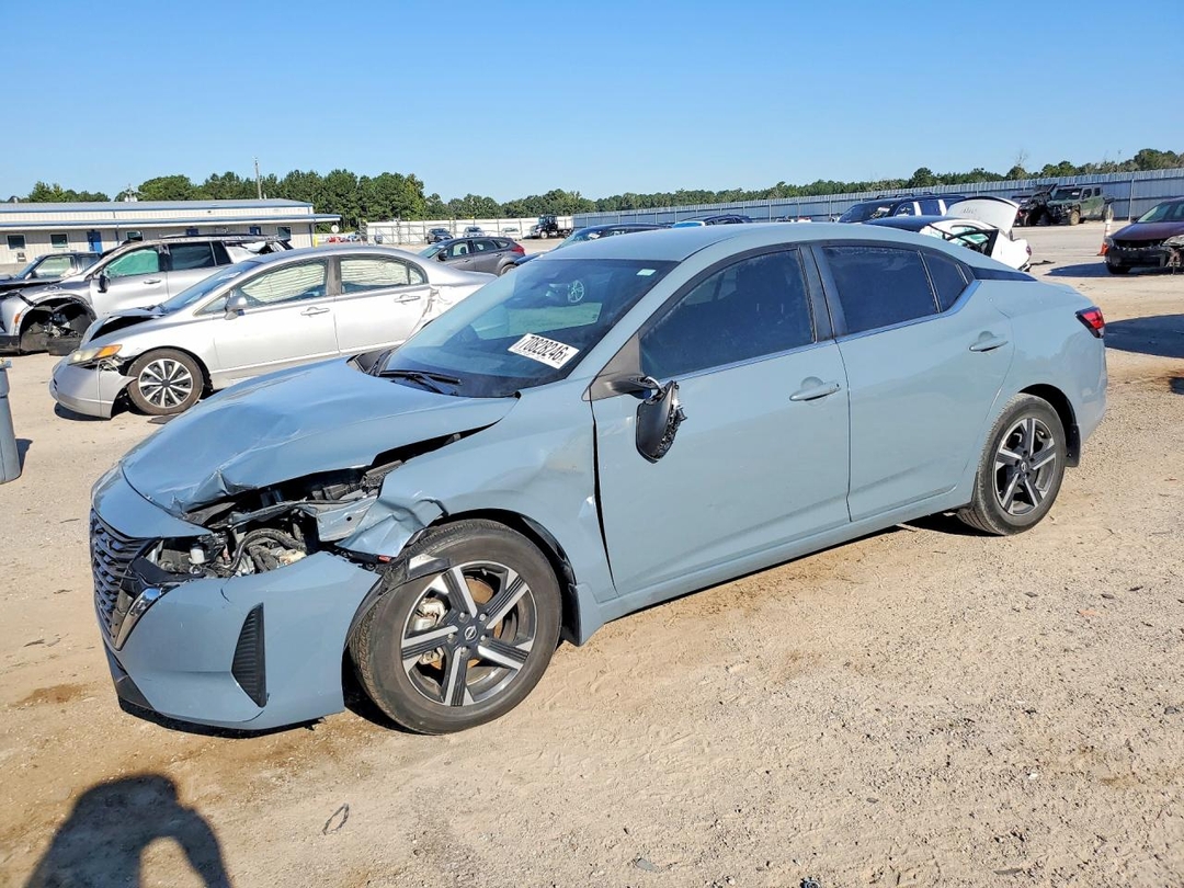 Vue de 2024 NISSAN SENTRA SV, angle 1