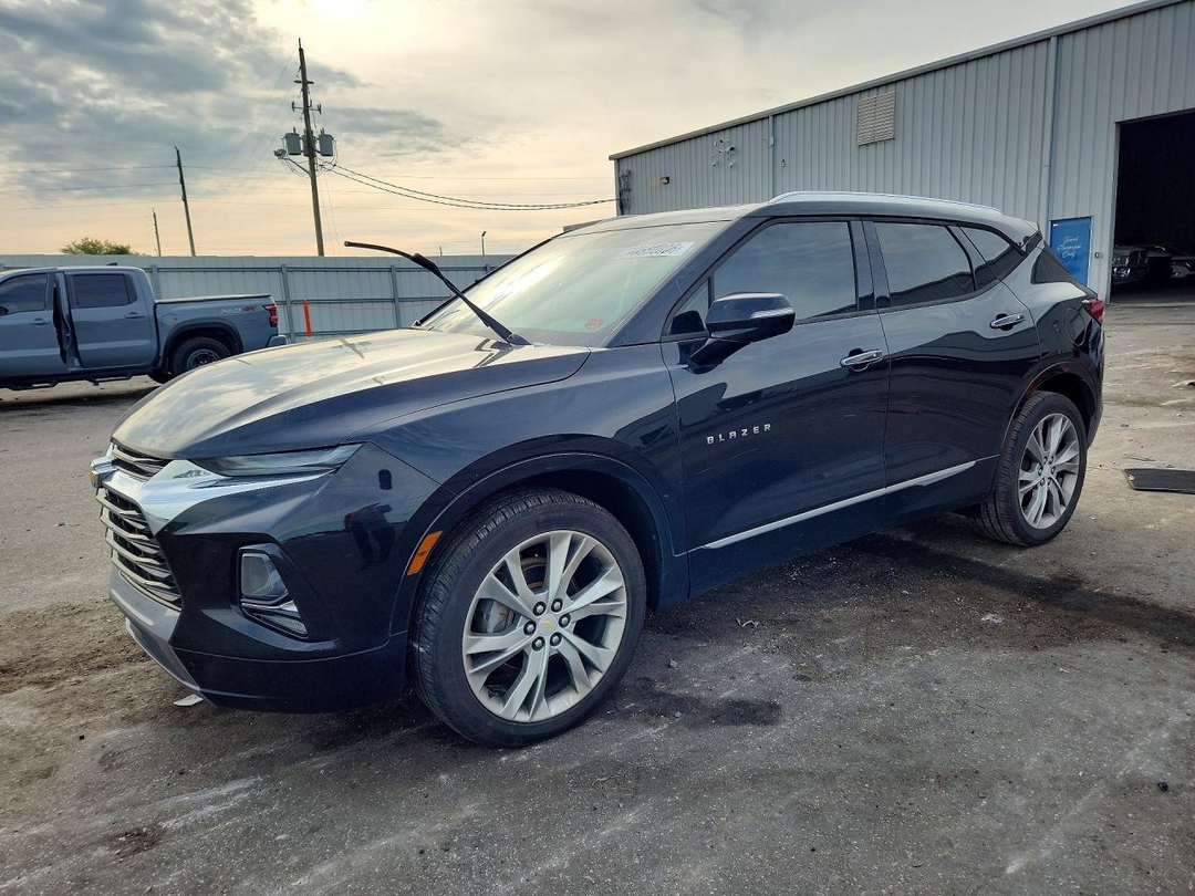 Вид 2020 CHEVROLET BLAZER PREMIER, угол 1