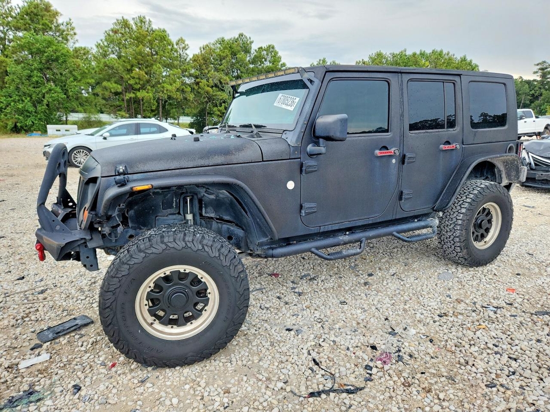 Vue de 2010 JEEP WRANGLER UNLIMITED SPORT, angle 1