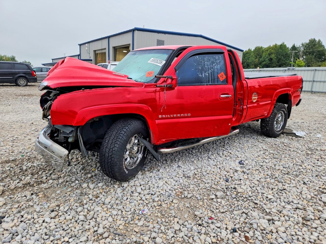 Vista de 2005 CHEVROLET SILVERADO K2500 HEAVY DUTY, ángulo 1