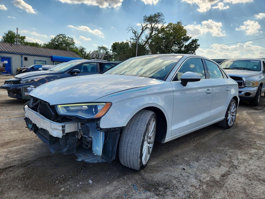 Вид 2015 AUDI A3 PREMIUM PLUS, угол 1