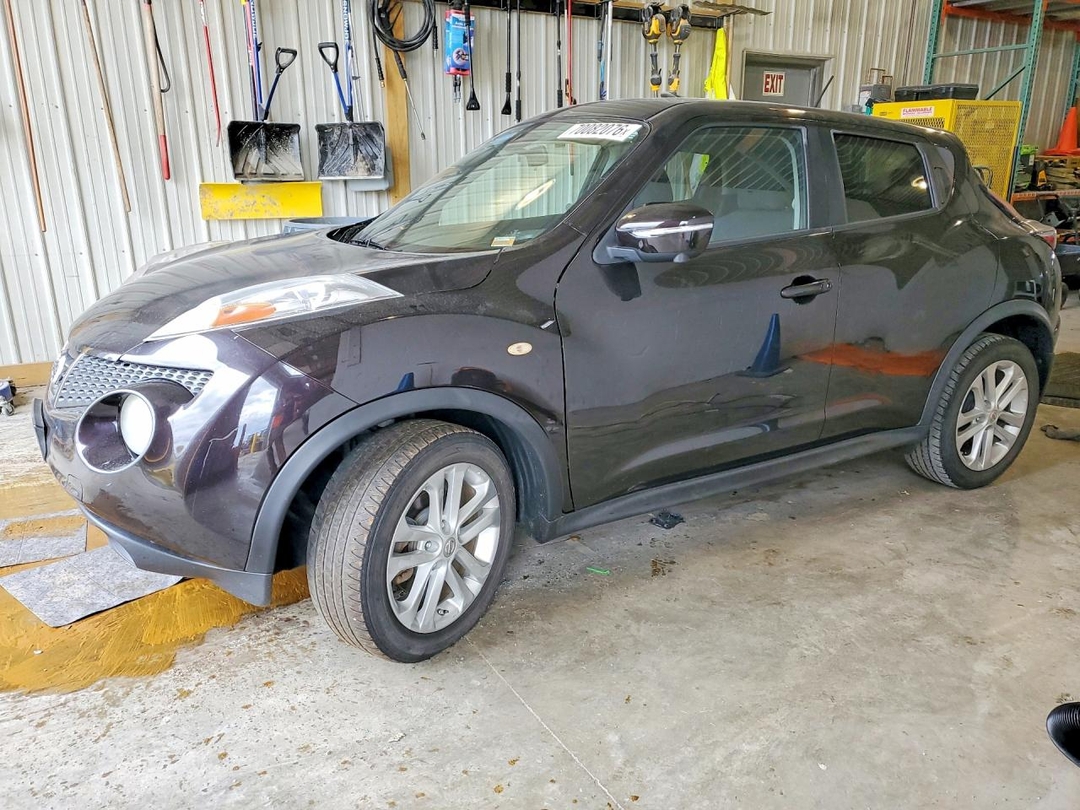 منظر 2016 NISSAN JUKE SV، زاوية 1