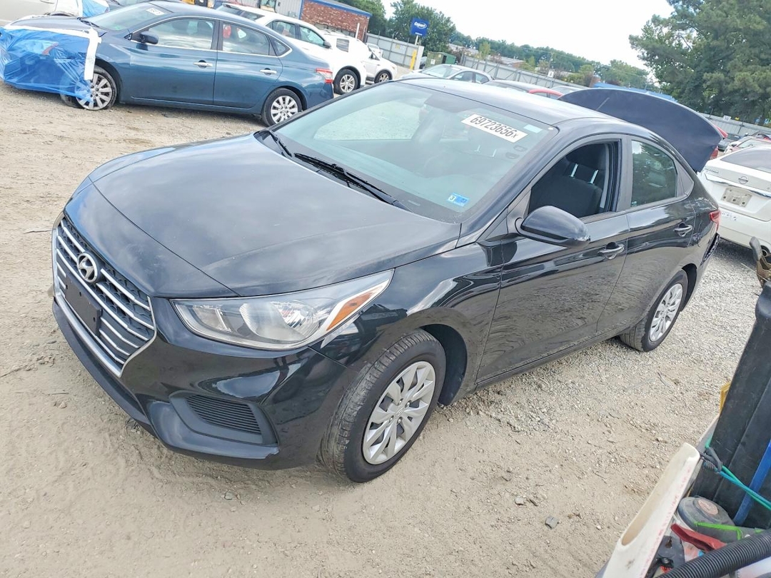 منظر 2022 HYUNDAI ACCENT SE، زاوية 1