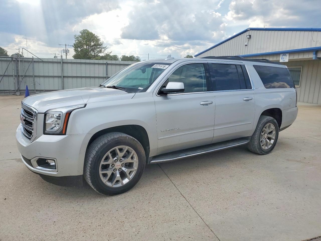 منظر 2018 GMC YUKON XL C1500 SLT، زاوية 1