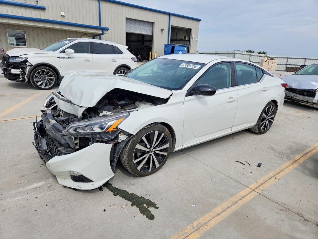 منظر 2022 NISSAN ALTIMA SR، زاوية 1