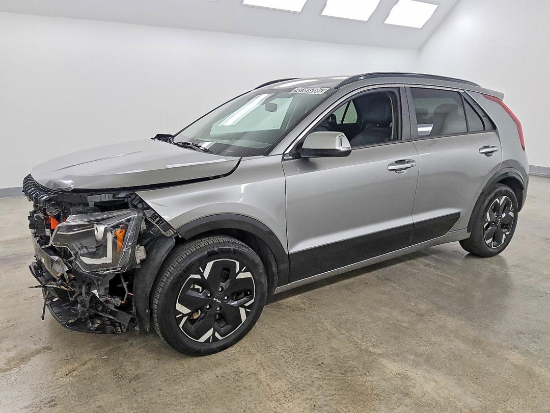 Vue de 2024 KIA NIRO WIND, angle 1