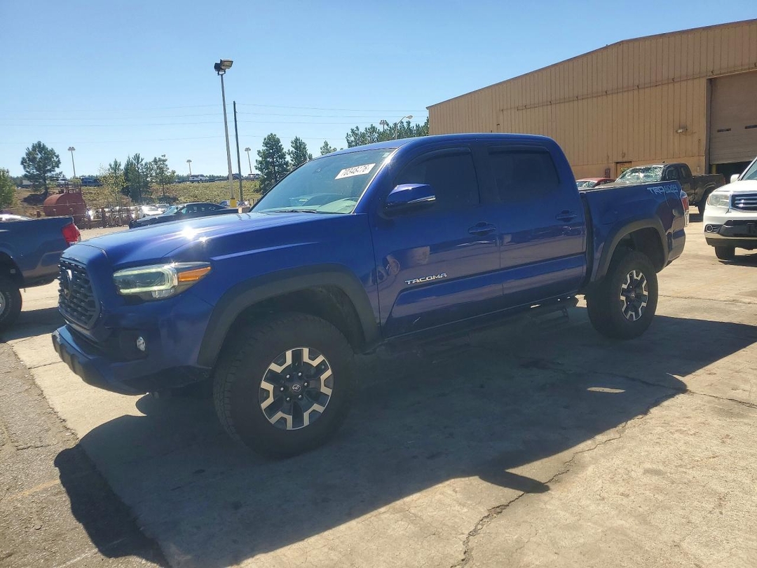 Vue de 2023 TOYOTA TACOMA TRD OFF-ROAD, angle 1