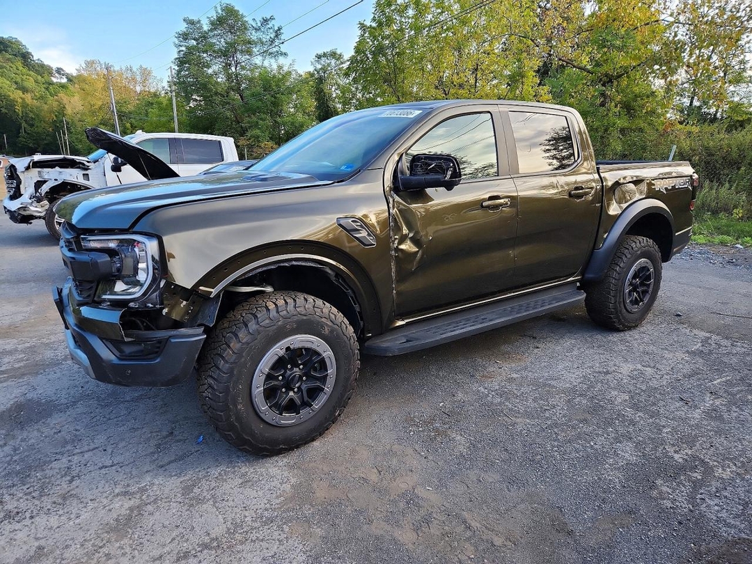 Вид 2025 FORD RANGER RAPTOR, угол 1