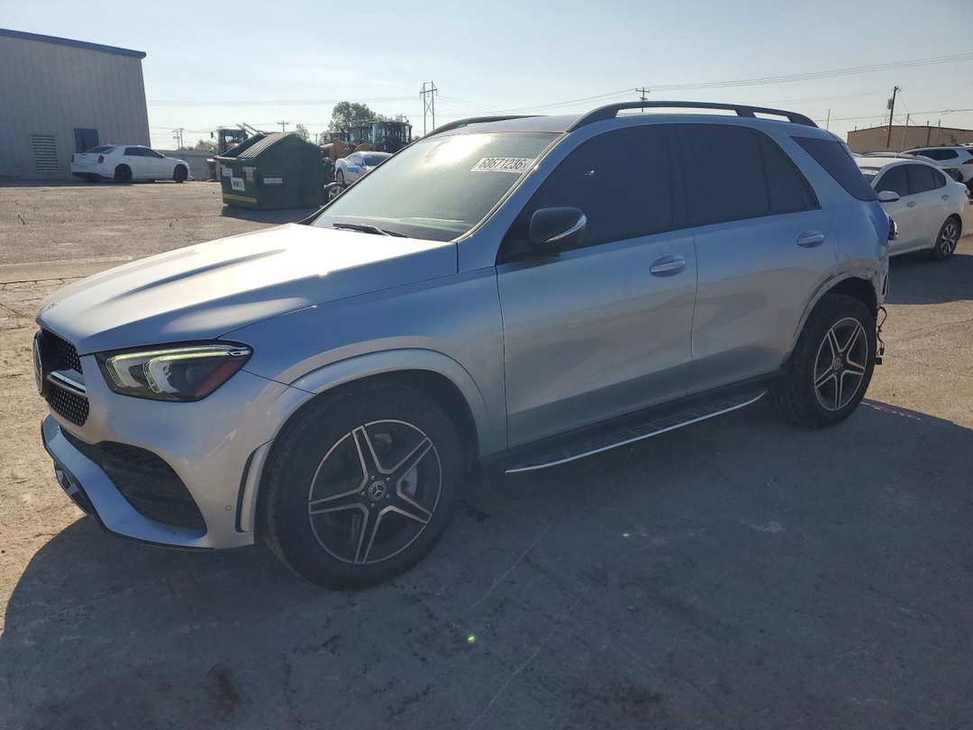 Vue de 2022 MERCEDES-BENZ GLE 350 4MATIC, angle 1