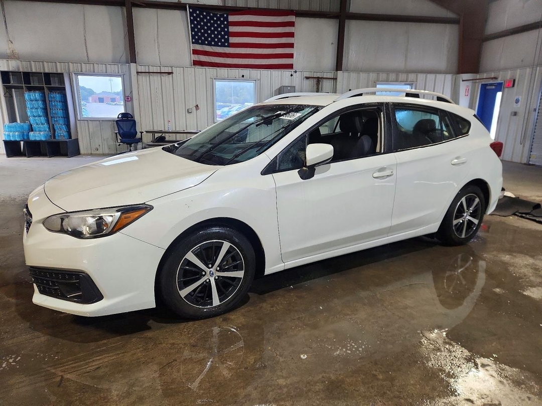 Вид 2022 SUBARU IMPREZA PREMIUM, угол 1