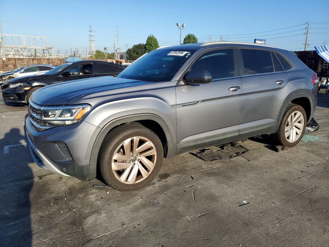 Vue de 2020 VOLKSWAGEN ATLAS CROSS SPORT SE, angle 1