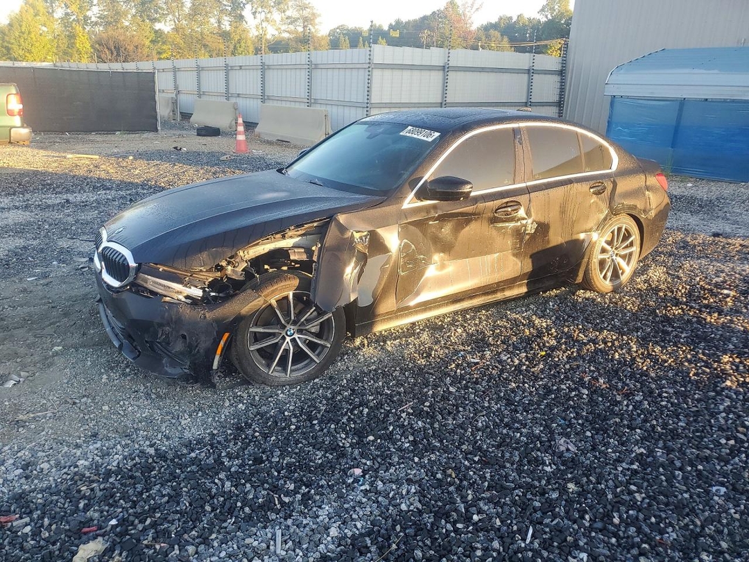 Vedere 2021 BMW 330I, unghi 1