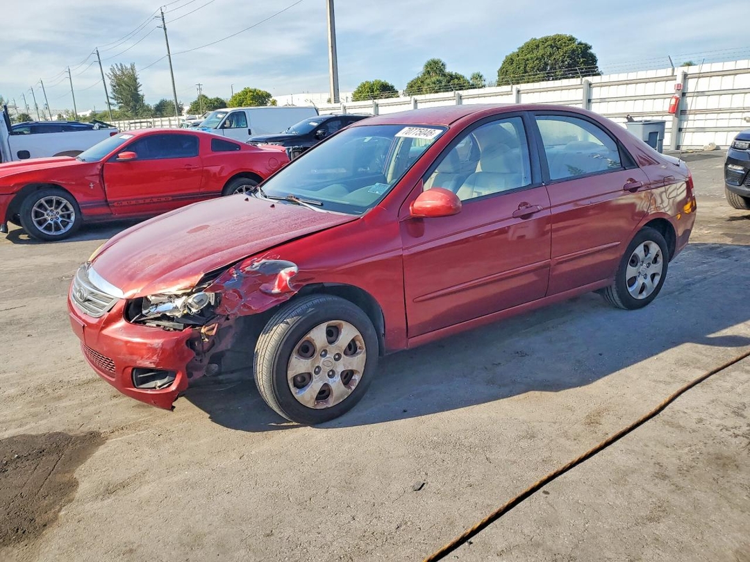 Vue de 2008 KIA SPECTRA LX, angle 1