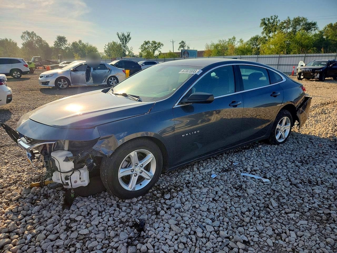 Vue de 2019 CHEVROLET MALIBU LS, angle 1