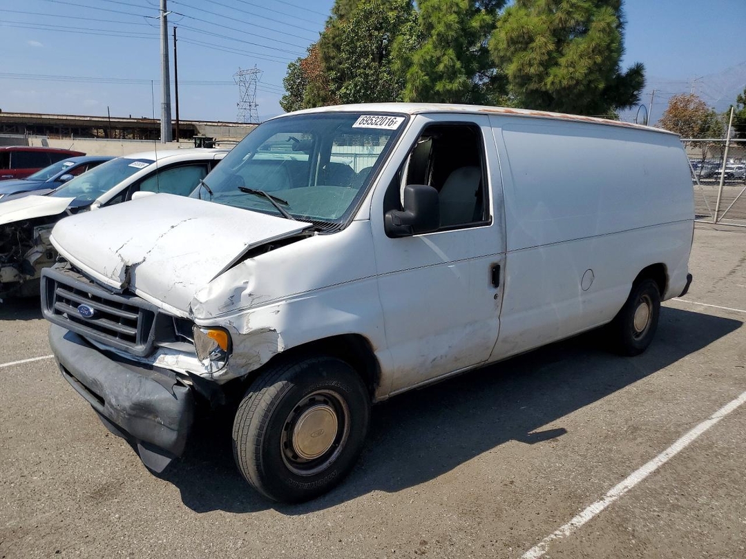 Вид 2003 FORD ECONOLINE E150 VAN, угол 1