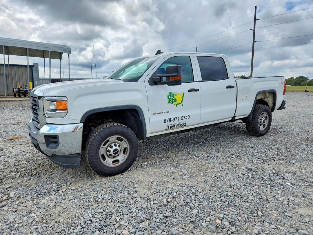 منظر 2017 GMC SIERRA C2500 HEAVY DUTY، زاوية 1
