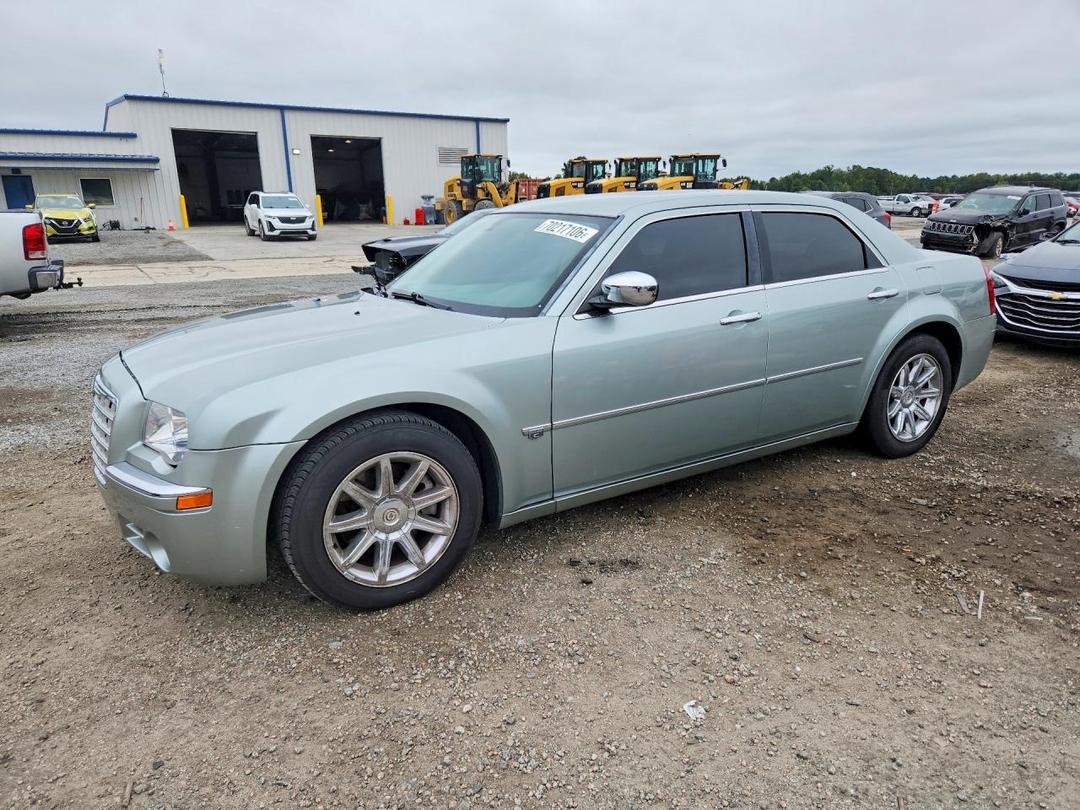 منظر 2005 CHRYSLER 300C، زاوية 1