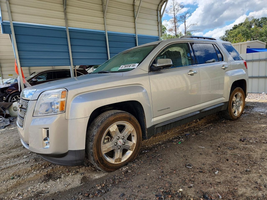 Vue de 2012 GMC TERRAIN SLT, angle 1