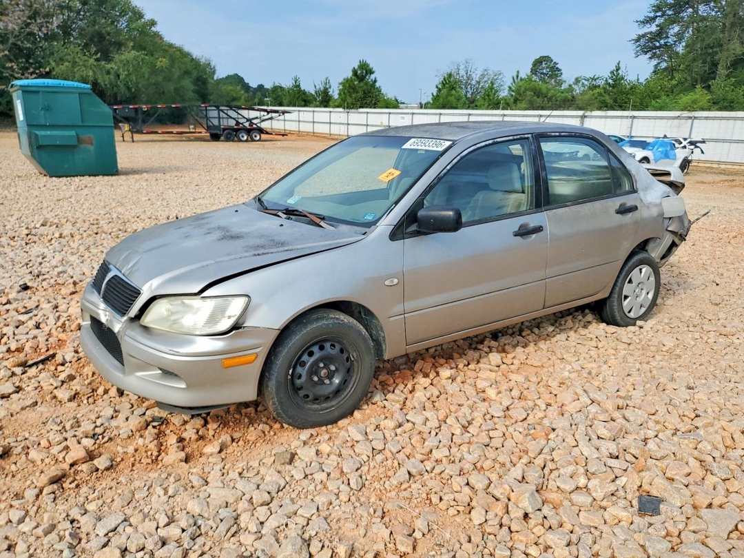Vue de 2003 MITSUBISHI LANCER ES, angle 1