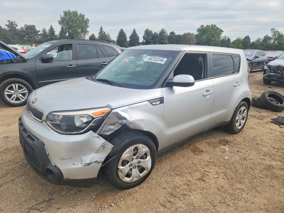 Vue de 2014 KIA SOUL BASE, angle 1