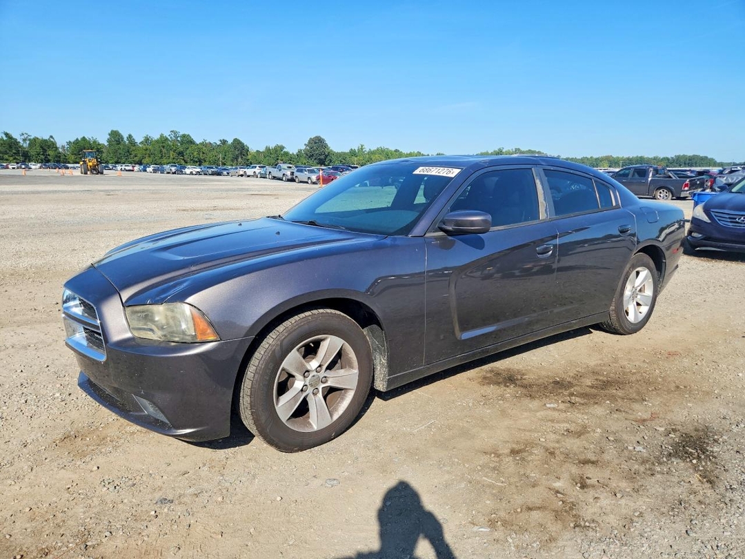 Vue de 2014 DODGE CHARGER SE, angle 1
