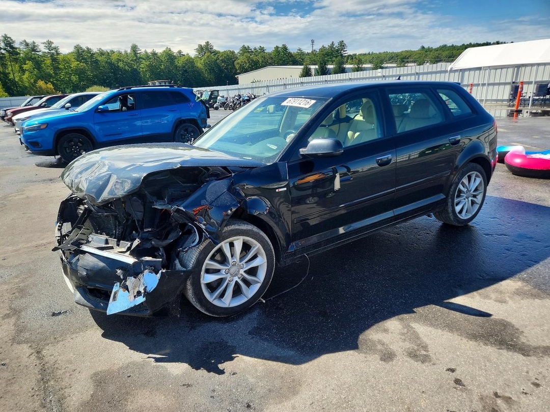 Vue de 2012 AUDI A3 PREMIUM, angle 1