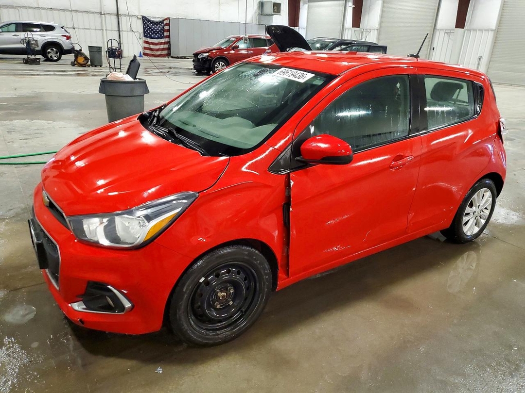 Vue de 2018 CHEVROLET SPARK 1LT, angle 1