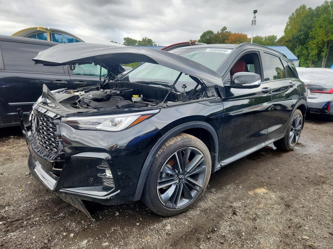 Вид 2025 INFINITI QX50 SPORT, угол 1