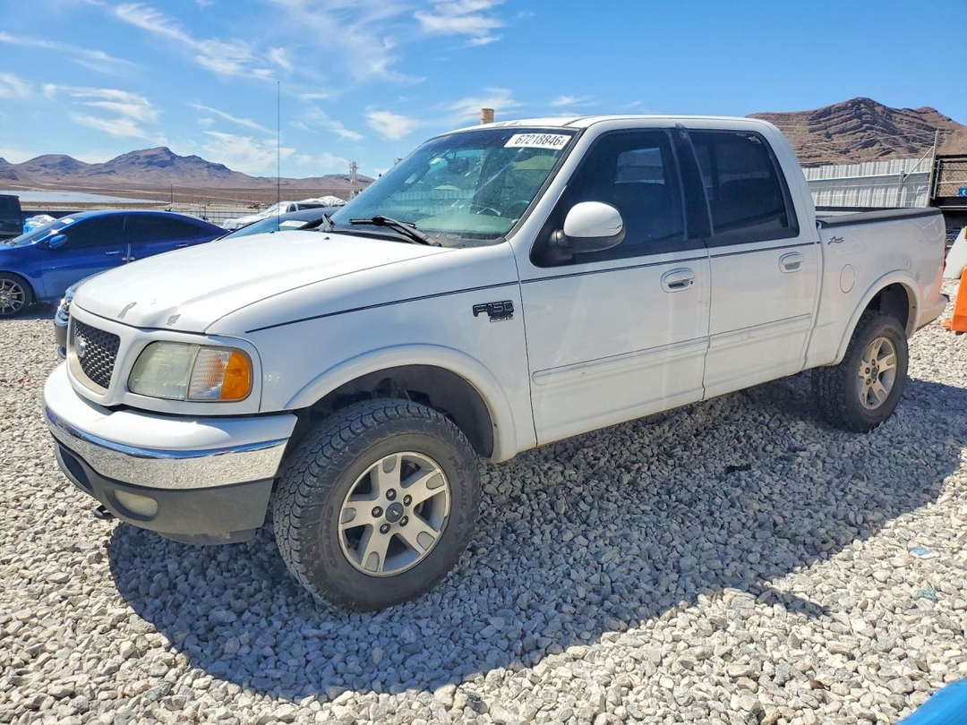 Vista de 2002 FORD F150 SUPERCREW, ángulo 1