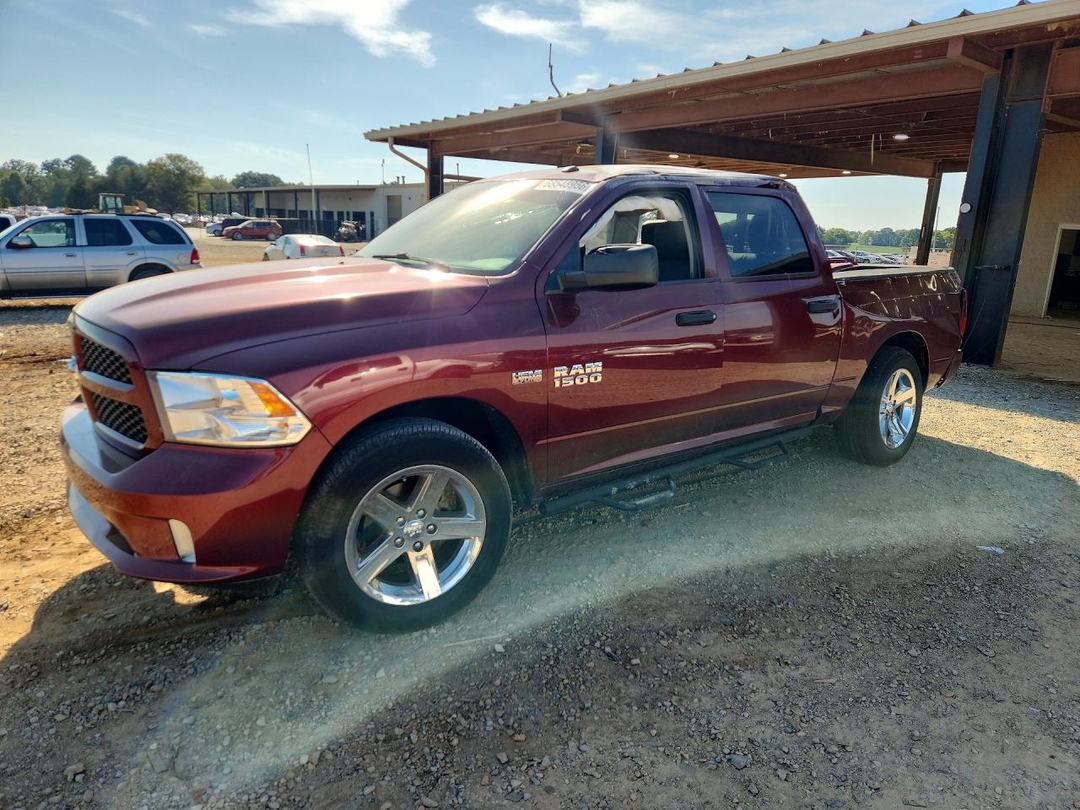 Vue de 2017 RAM 1500 ST, angle 1