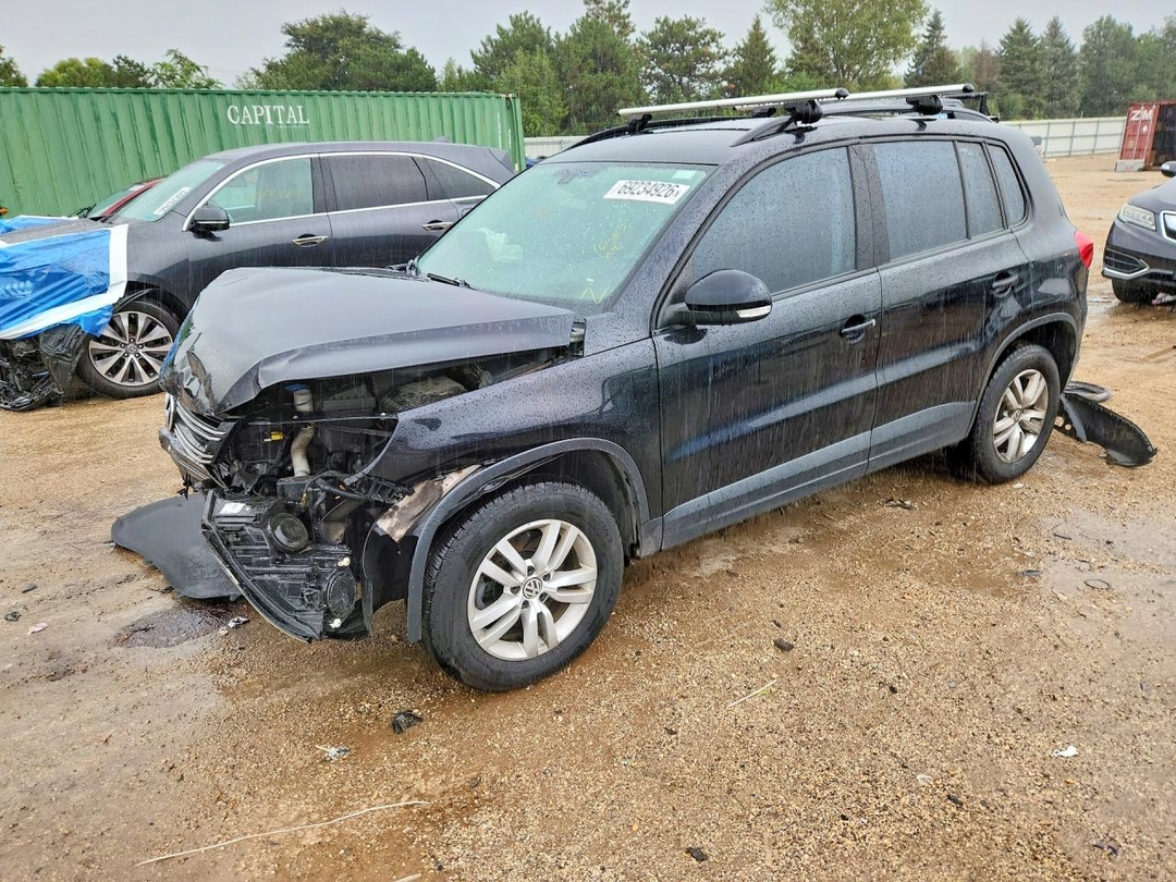 منظر 2016 VOLKSWAGEN TIGUAN S، زاوية 1