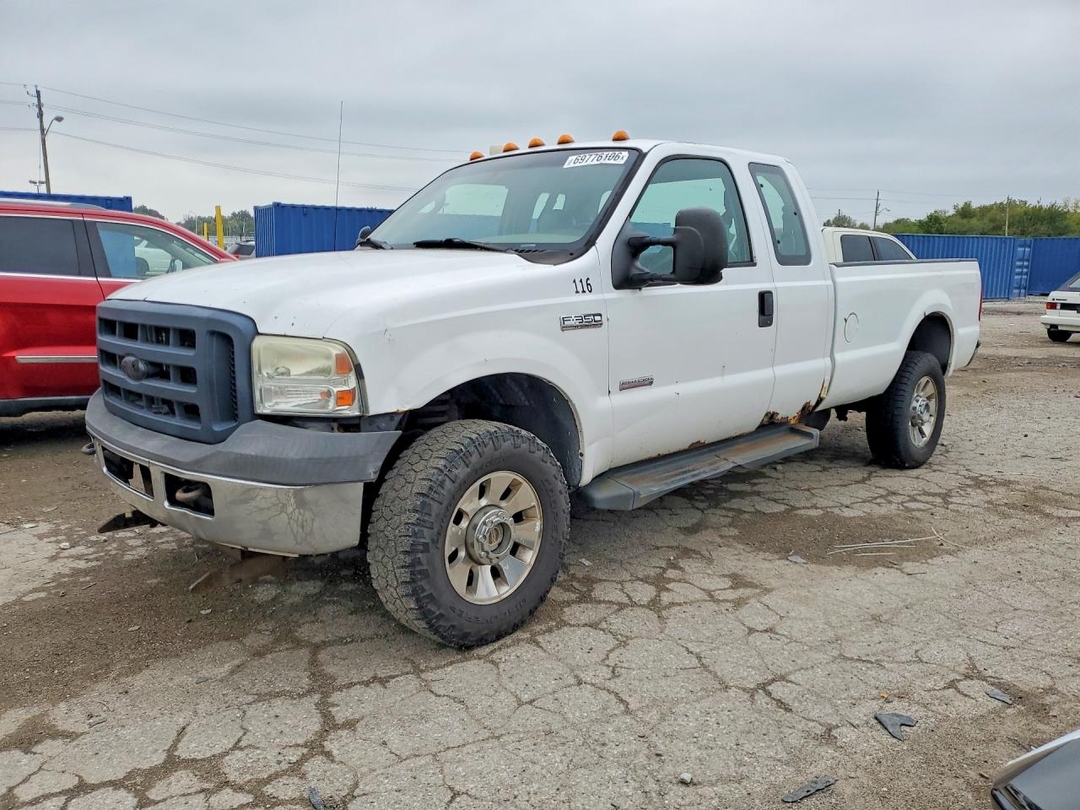 Vue de 2006 FORD F350 SRW SUPER DUTY, angle 1