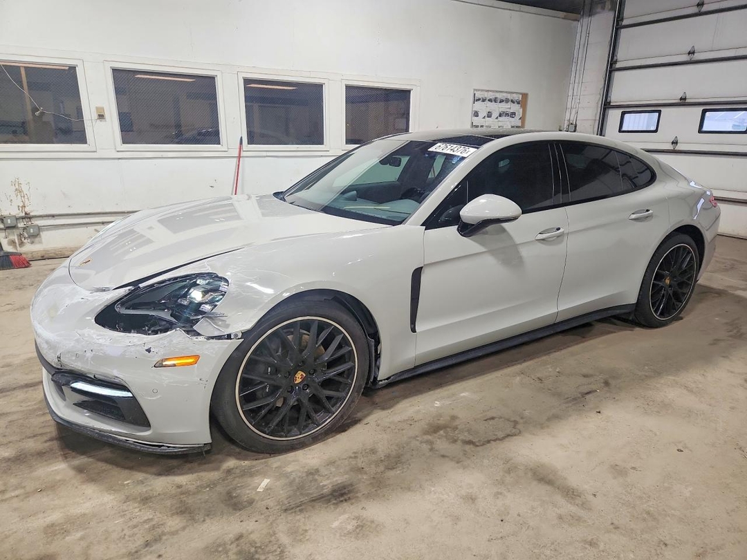 Vedere 2020 PORSCHE PANAMERA BASE, unghi 1