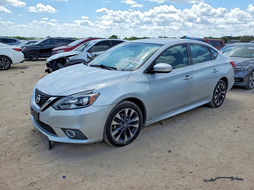 منظر 2016 NISSAN SENTRA SR، زاوية 1