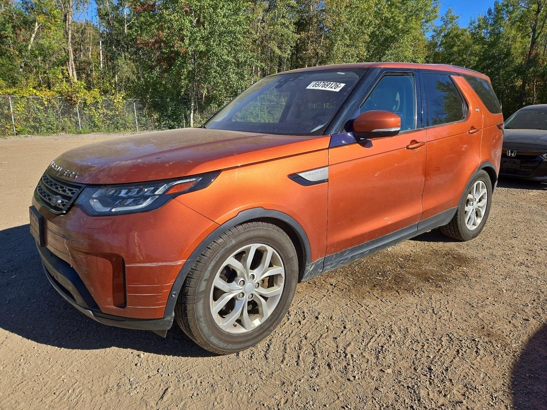 Vue de 2019 LAND ROVER DISCOVERY SE, angle 1