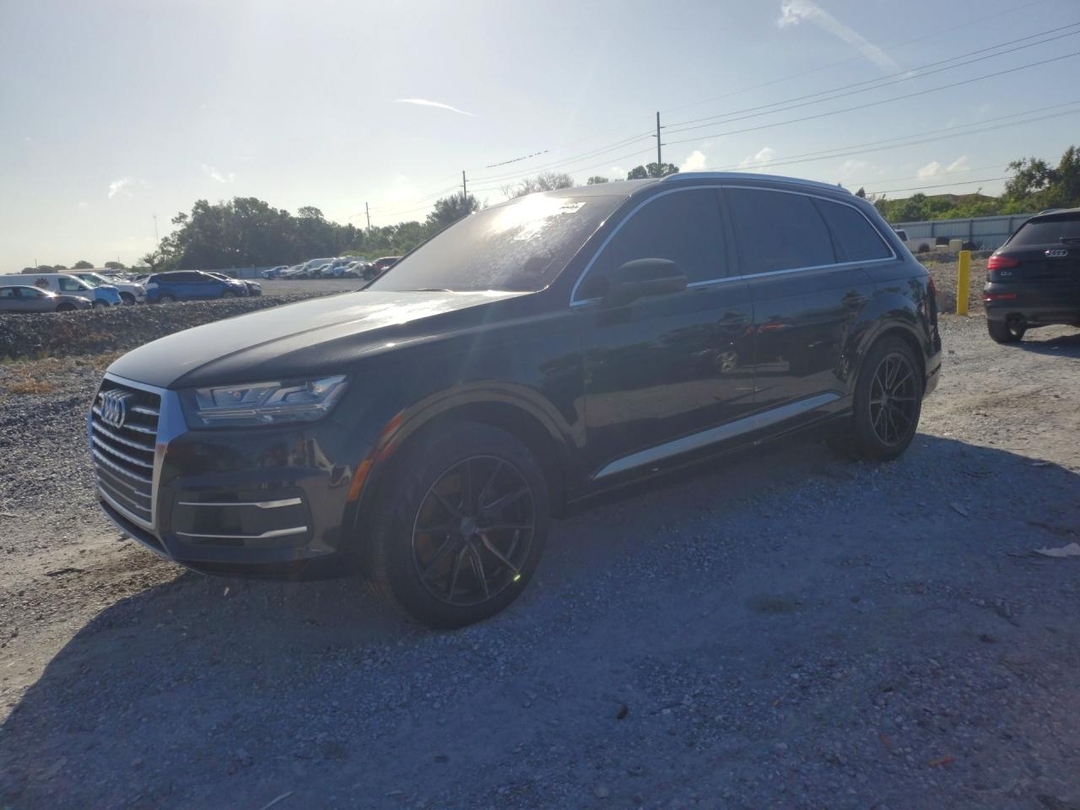 منظر 2017 AUDI Q7 PREMIUM PLUS، زاوية 1