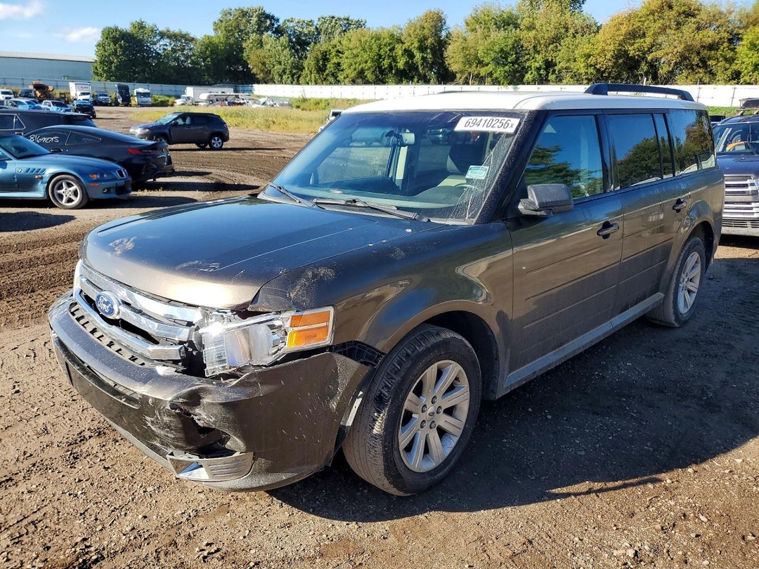 Vue de 2011 FORD FLEX SE, angle 1